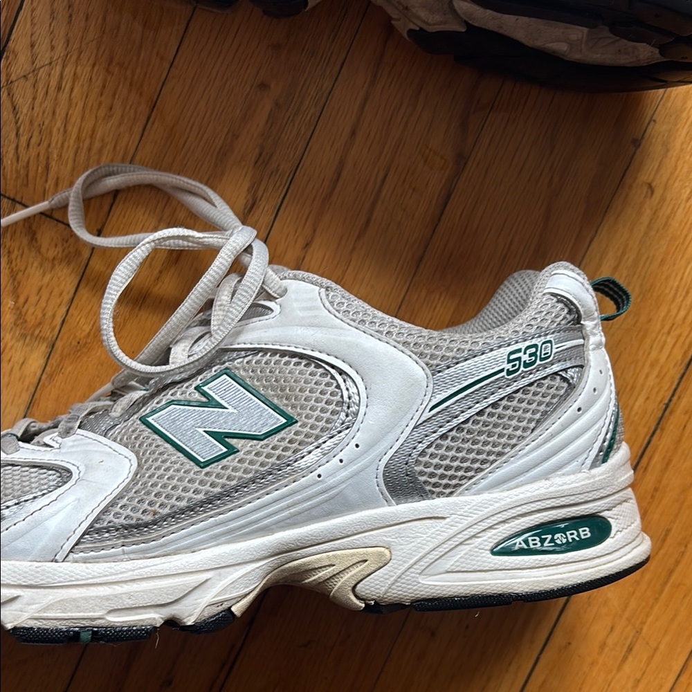 New Balance 530 White & Silver Running Sneakers - Picture 2 of 8